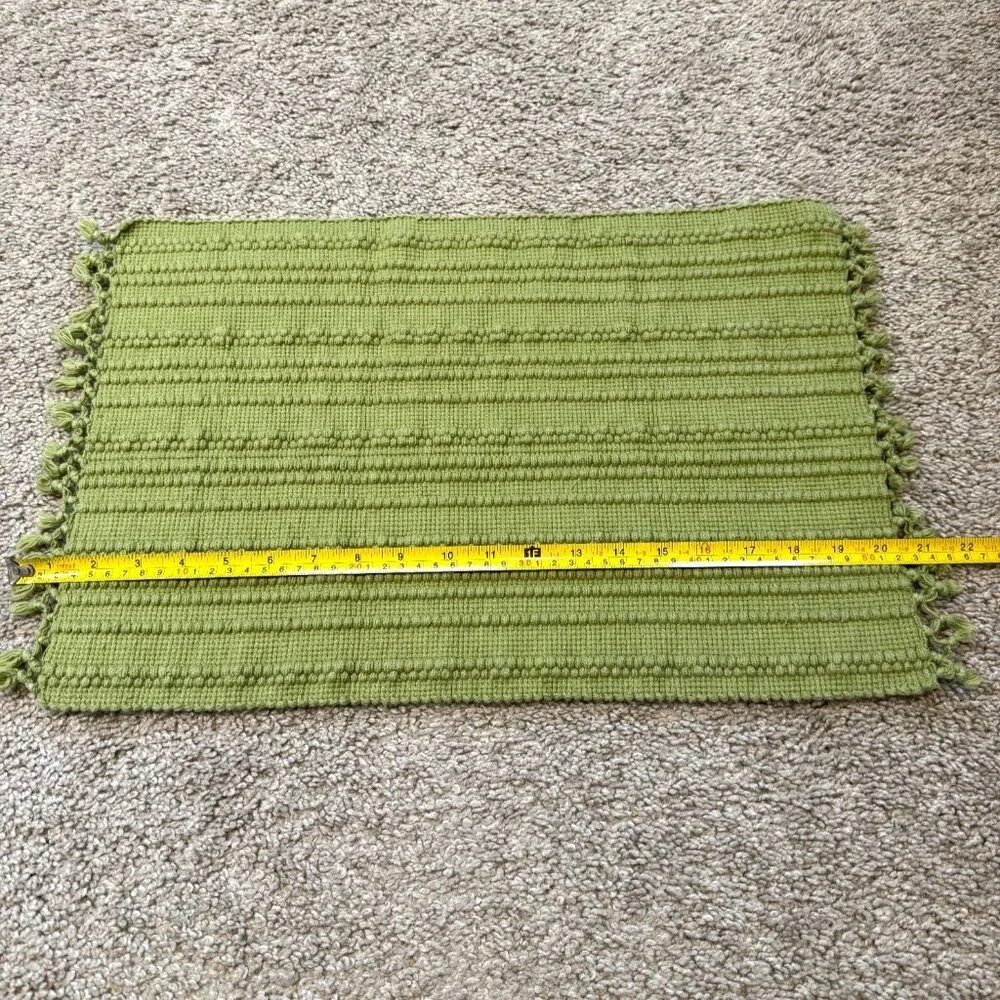 Pottery Barn Set Of 4 Green Placemats 14x20 Inches 100% Cotton Textured